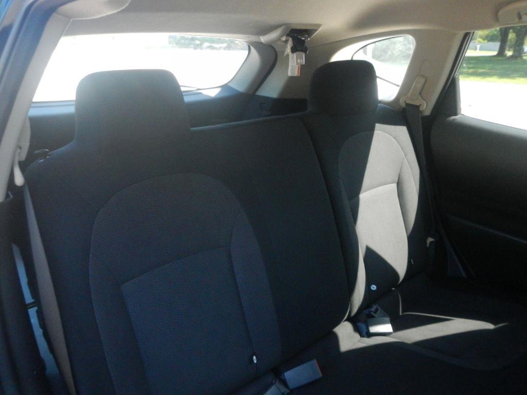 Nissan Rogue S AWD 2012