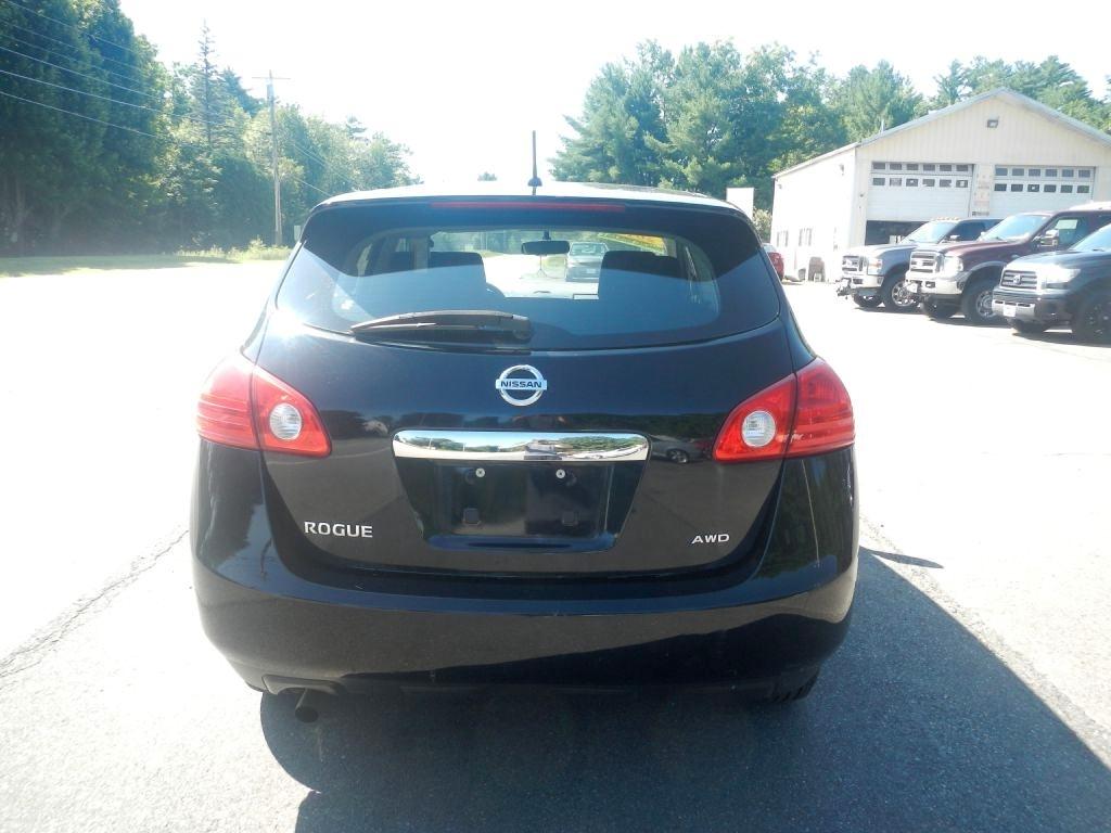 Nissan Rogue S AWD 2012