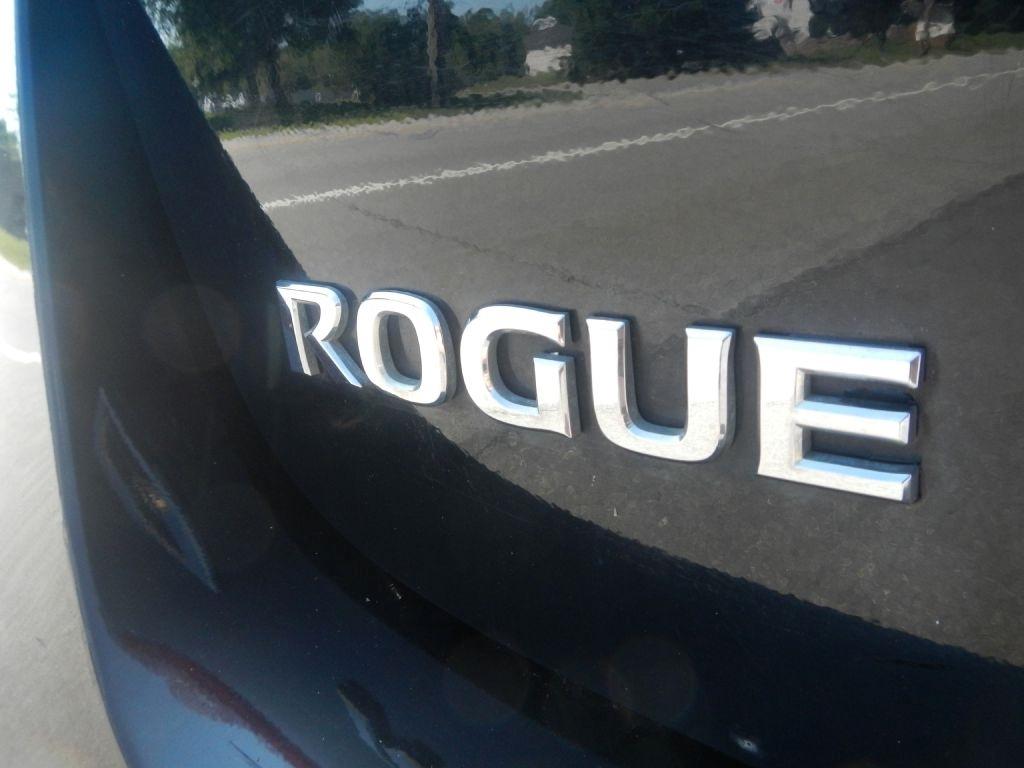 Nissan Rogue S AWD 2012