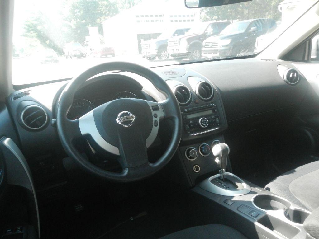 Nissan Rogue S AWD 2012