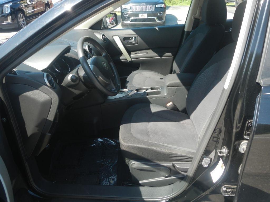 Nissan Rogue S AWD 2012