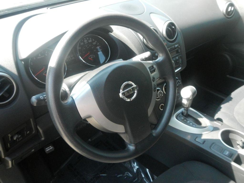 Nissan Rogue S AWD 2012