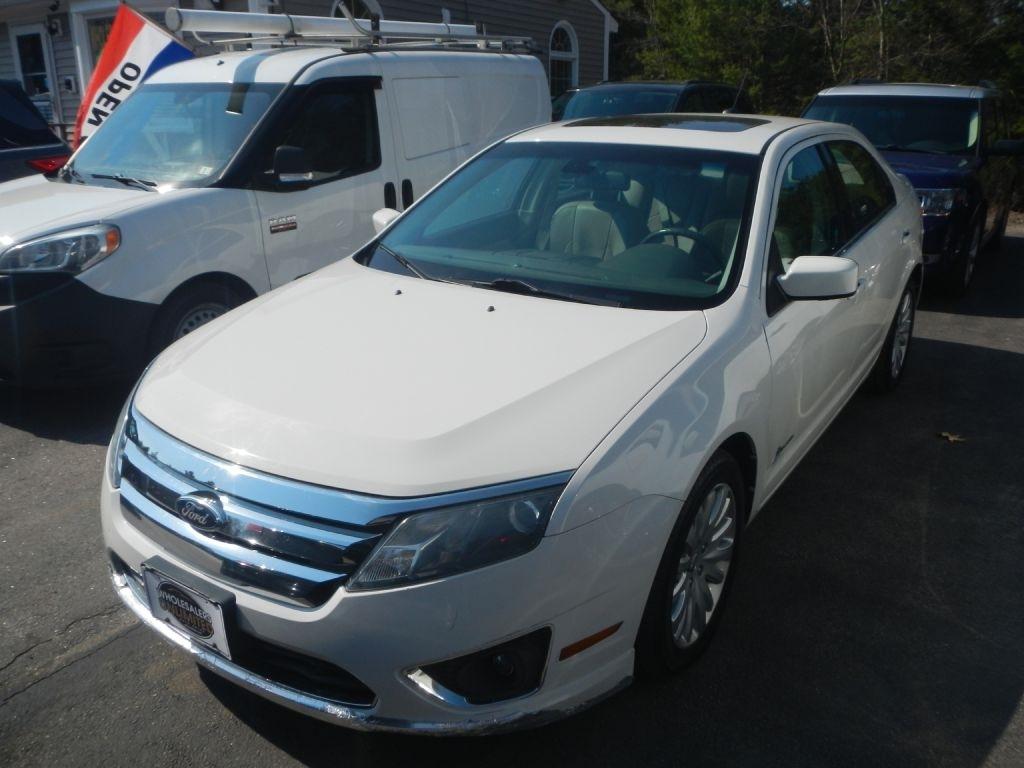 2012 Ford Fusion Hybrid Sedan