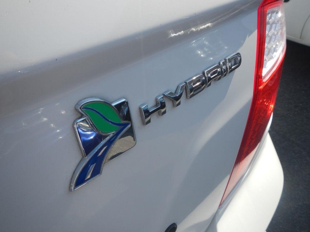 Ford Fusion Hybrid Sedan 2012