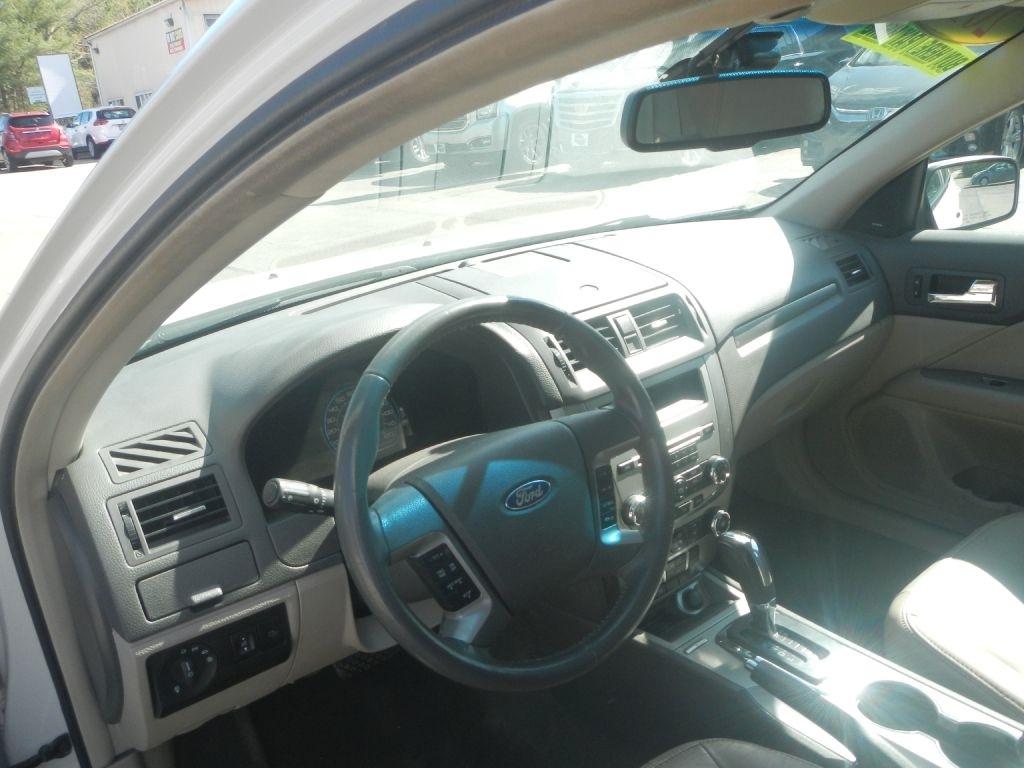 Ford Fusion Hybrid Sedan 2012