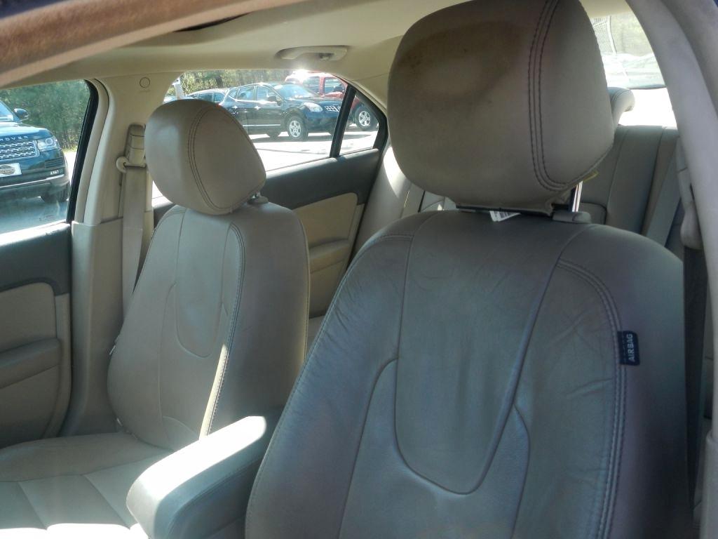 Ford Fusion Hybrid Sedan 2012