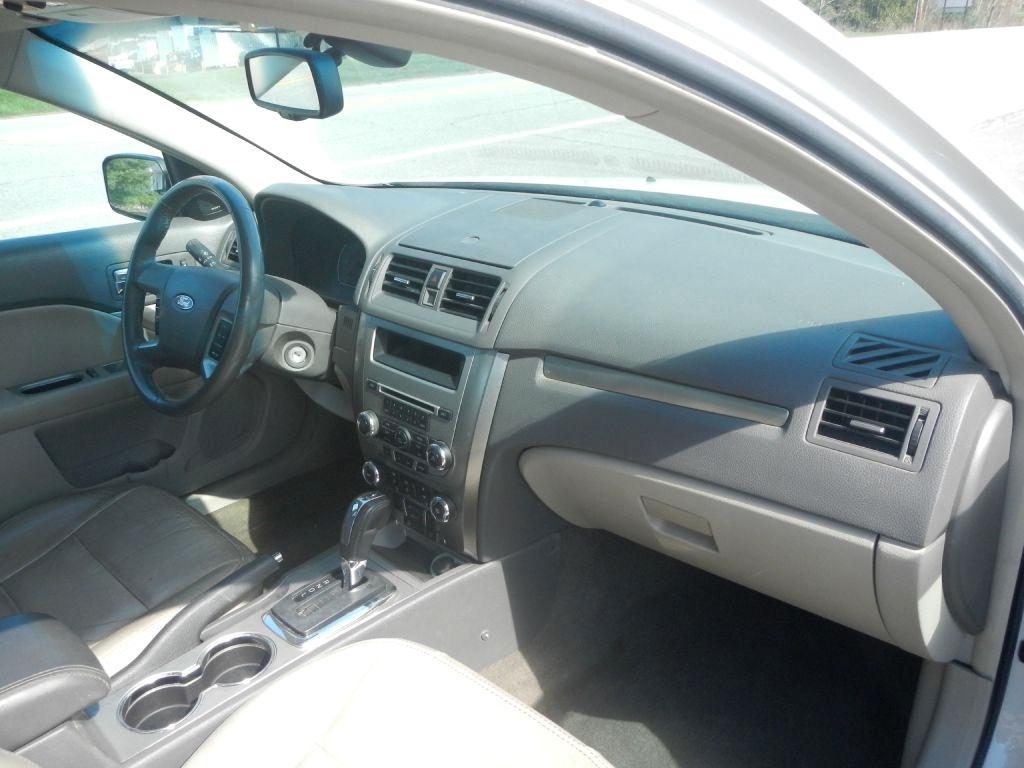 Ford Fusion Hybrid Sedan 2012