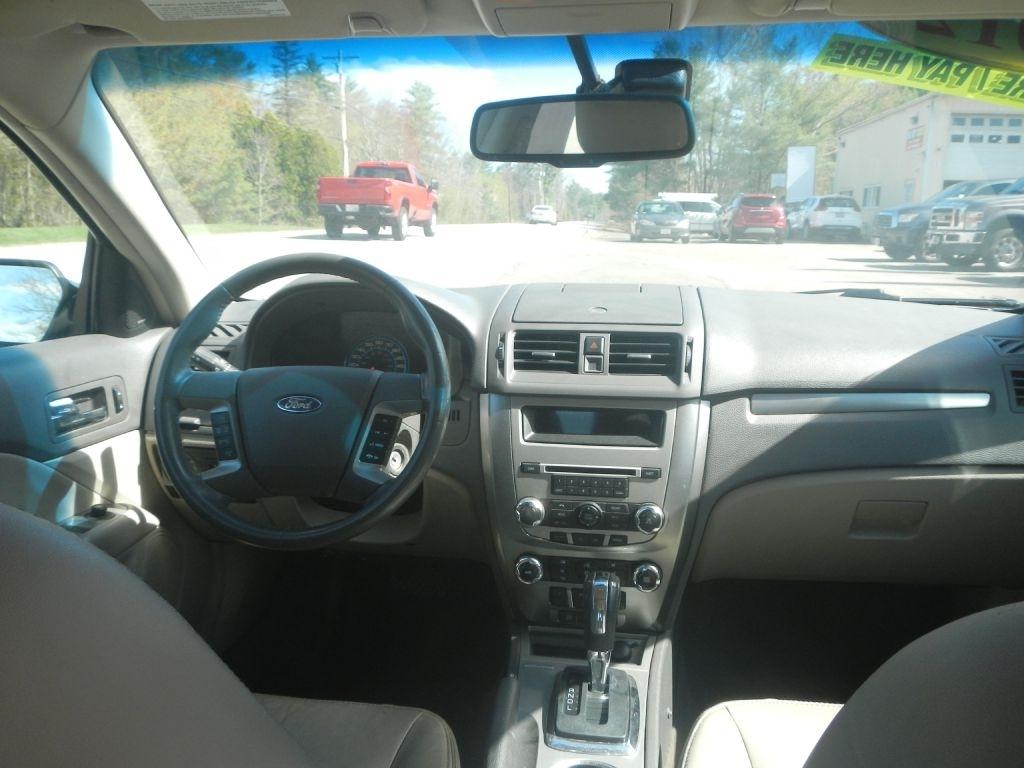 Ford Fusion Hybrid Sedan 2012