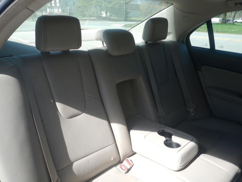 Ford Fusion Hybrid Sedan 2012