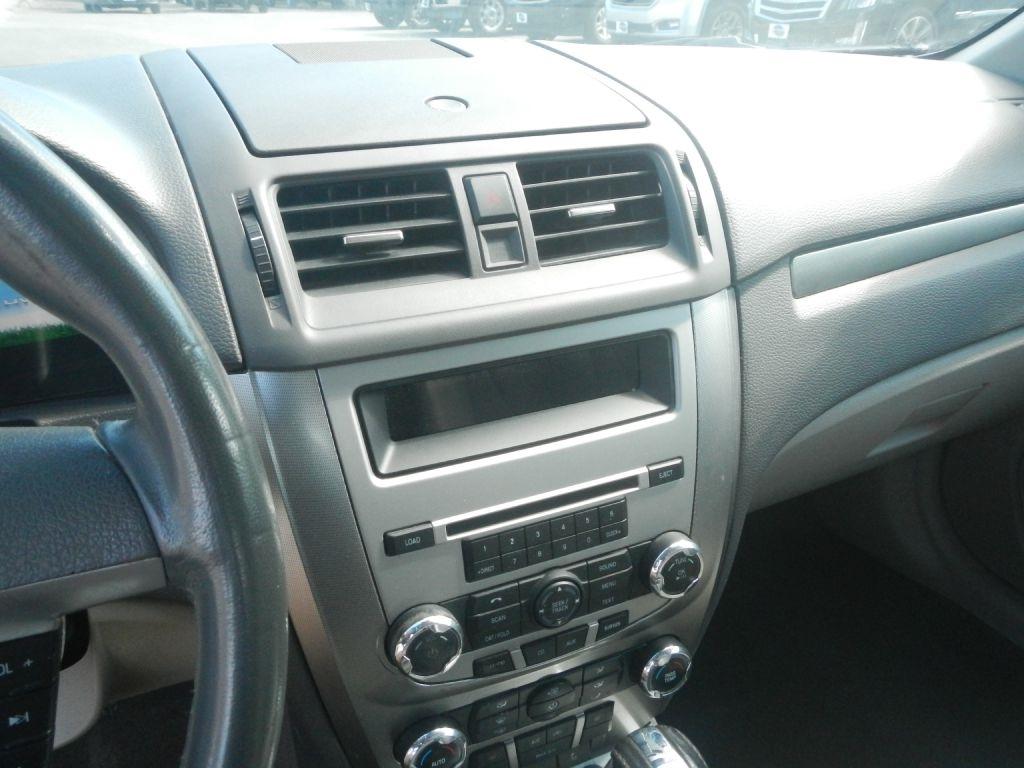 Ford Fusion Hybrid Sedan 2012