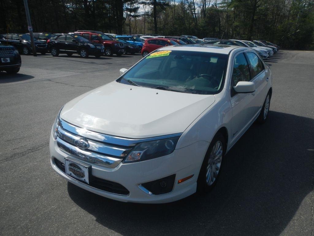 Ford Fusion Hybrid Sedan 2012