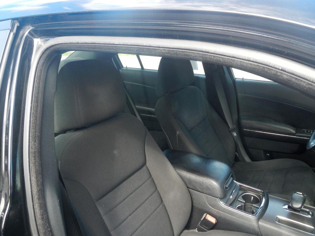 Dodge Charger SE 2013