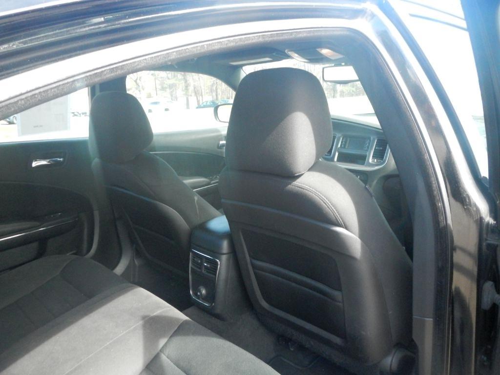 Dodge Charger SE 2013