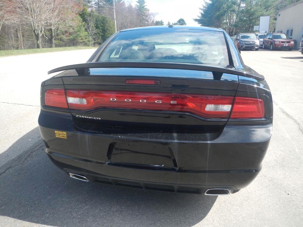 Dodge Charger SE 2013