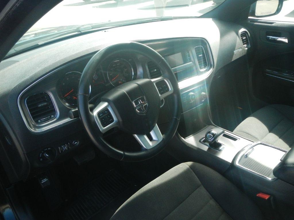 Dodge Charger SE 2013