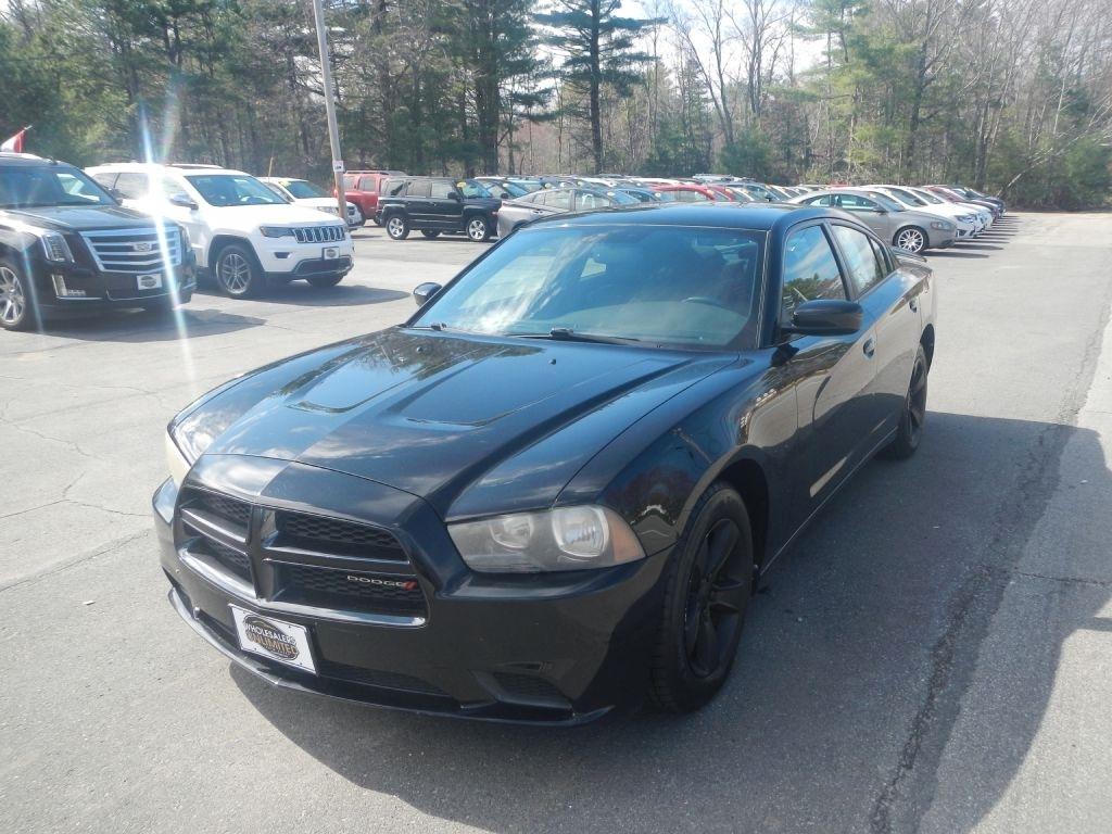 Dodge Charger SE 2013