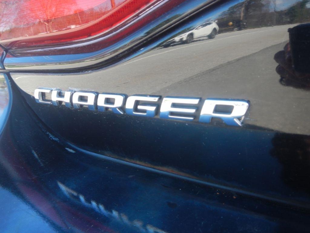 Dodge Charger SE 2013