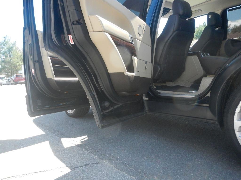 Land Rover Range Rover Supercharged LWB 2016