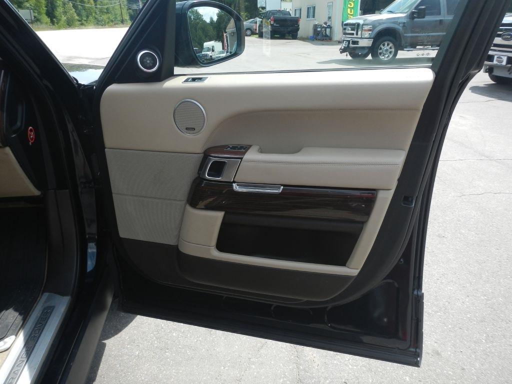 Land Rover Range Rover Supercharged LWB 2016