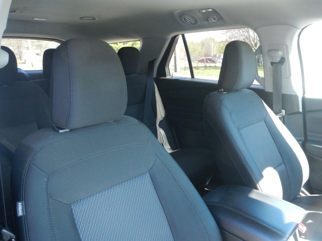 Ford Explorer XLT AWD 2023