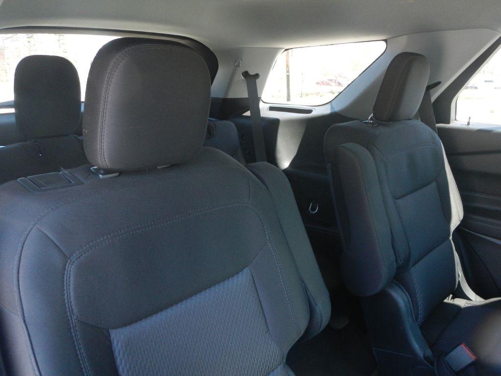 Ford Explorer XLT AWD 2023