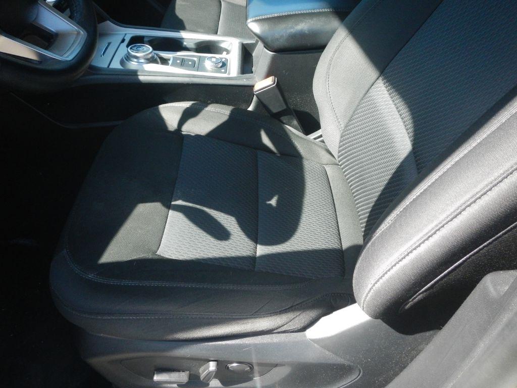 Ford Explorer XLT AWD 2023