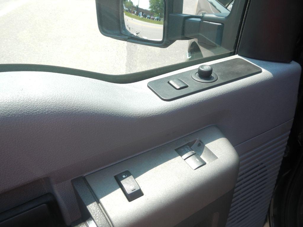 Ford F-350 SD XLT SuperCab 4WD 2012