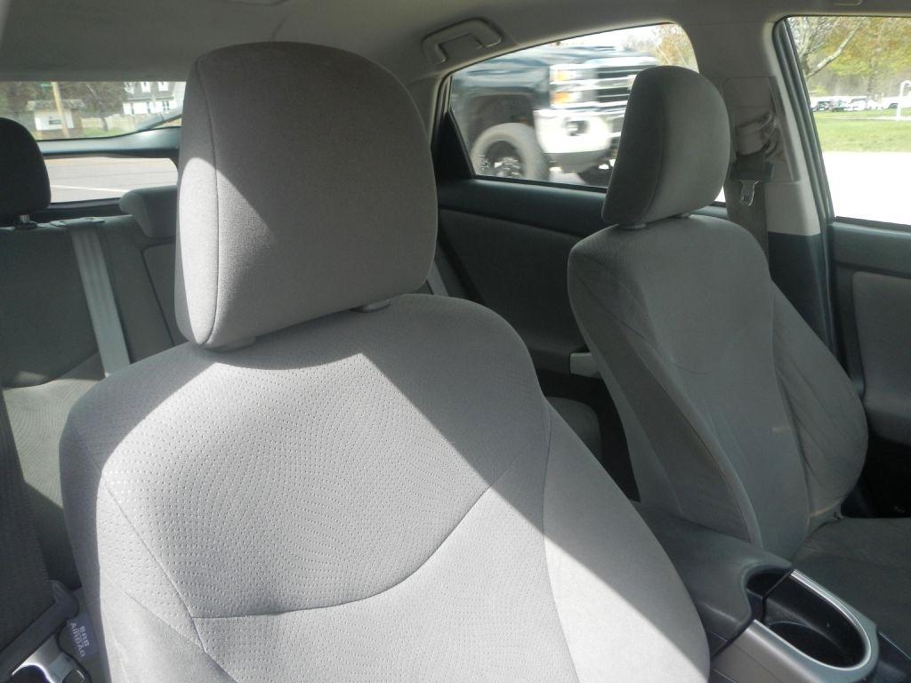 Toyota Prius Plug-In 2012