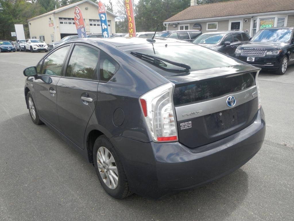 Toyota Prius Plug-In 2012