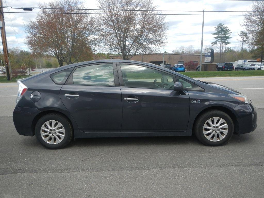 Toyota Prius Plug-In 2012