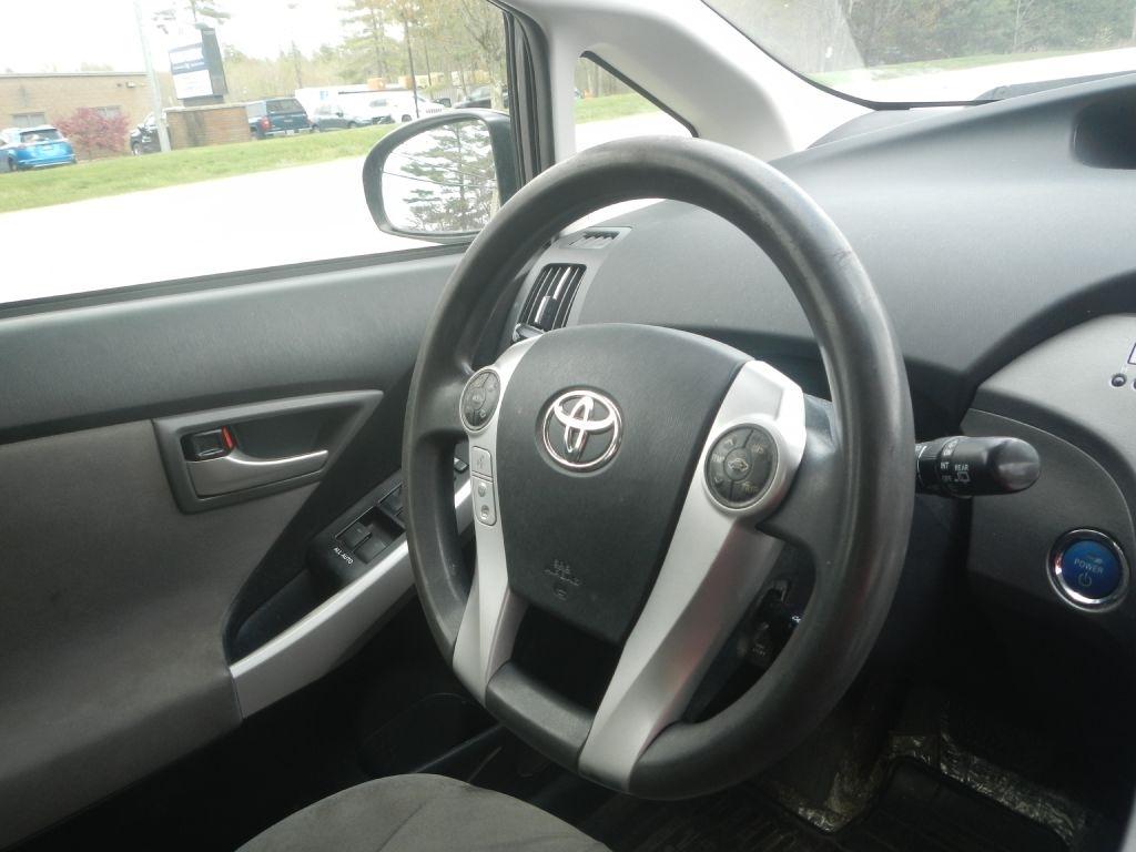 Toyota Prius Plug-In 2012