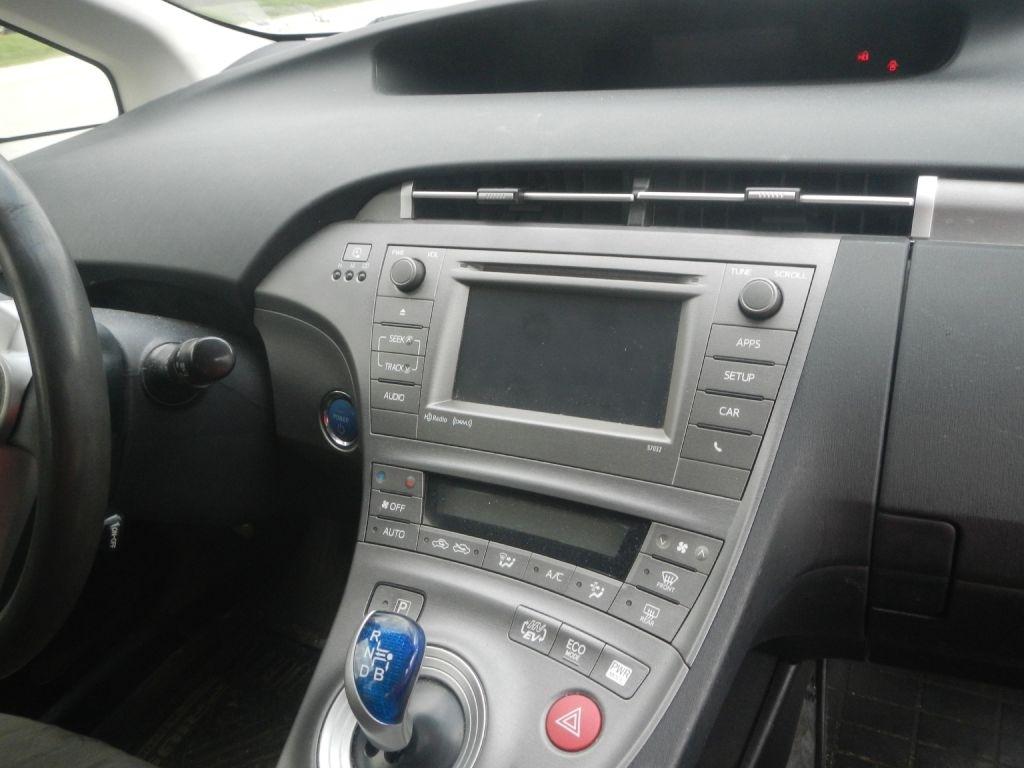 Toyota Prius Plug-In 2012