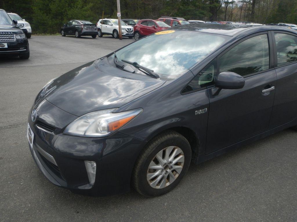 Toyota Prius Plug-In 2012