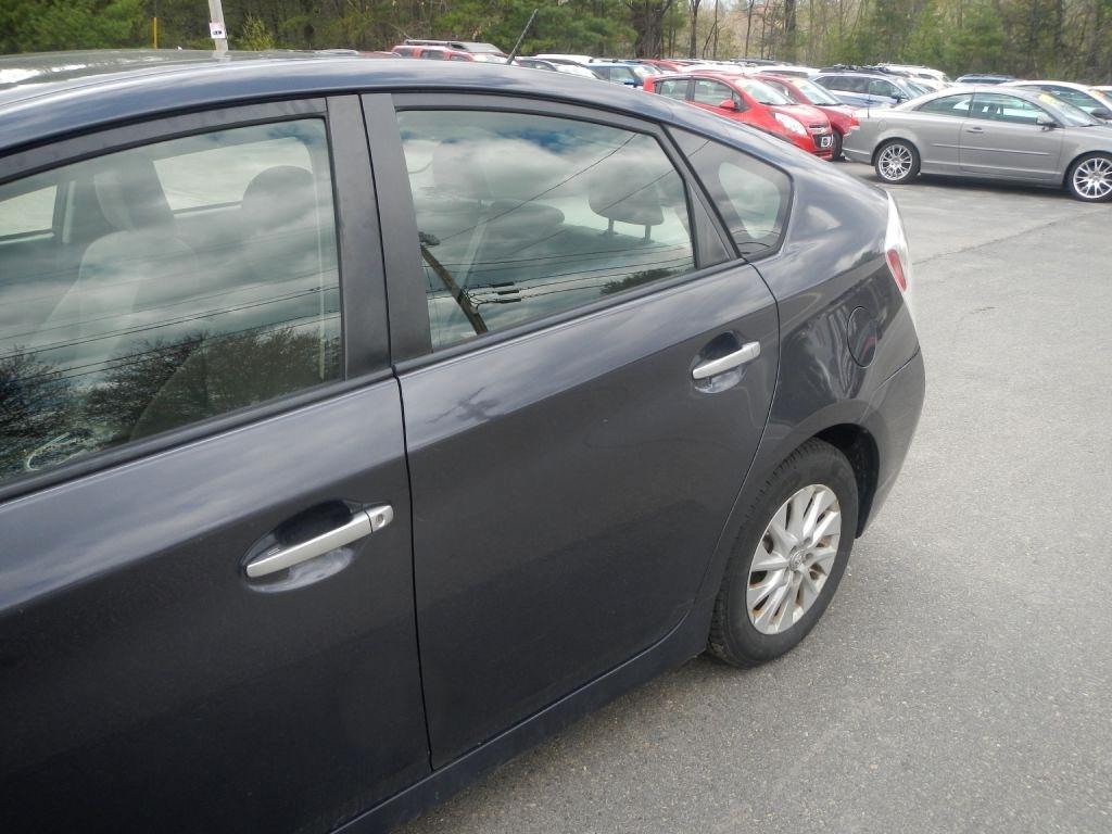 Toyota Prius Plug-In 2012