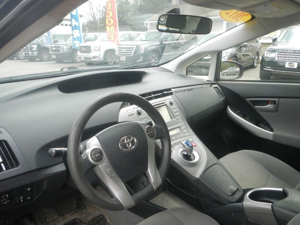 Toyota Prius Plug-In 2012