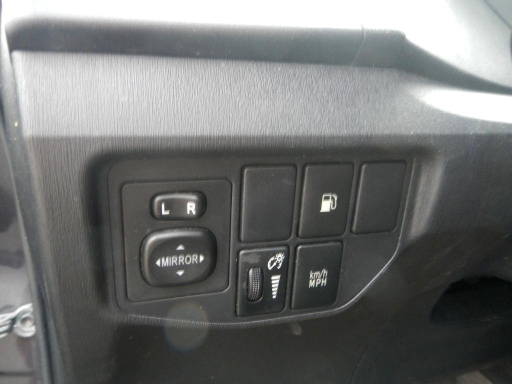Toyota Prius Plug-In 2012