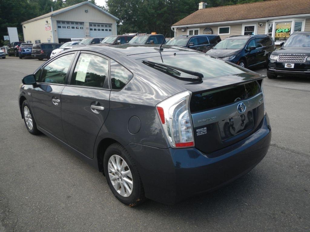 Toyota Prius Plug-In 2012