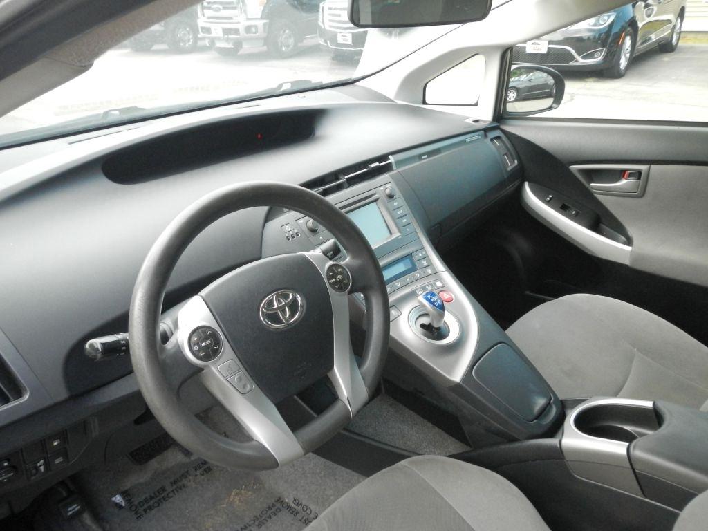 Toyota Prius Plug-In 2012