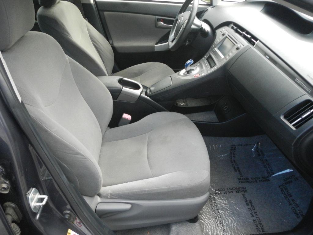 Toyota Prius Plug-In 2012
