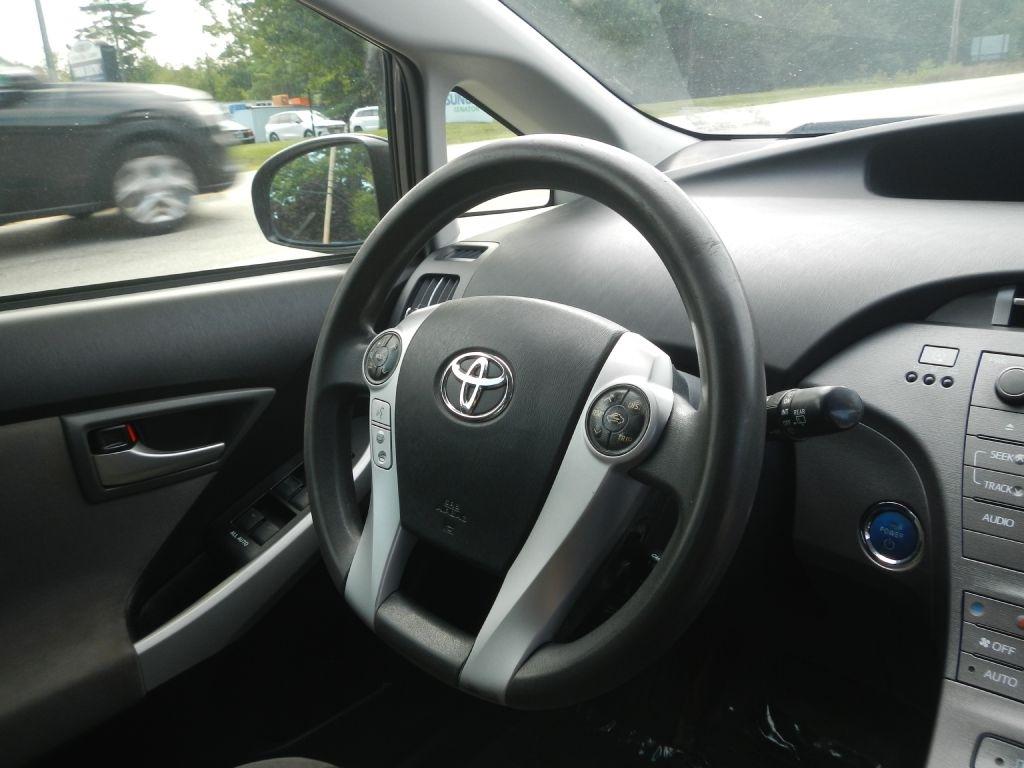 Toyota Prius Plug-In 2012
