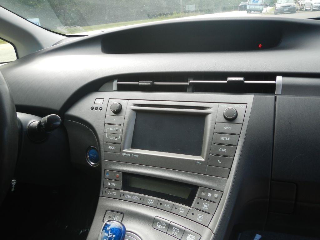 Toyota Prius Plug-In 2012