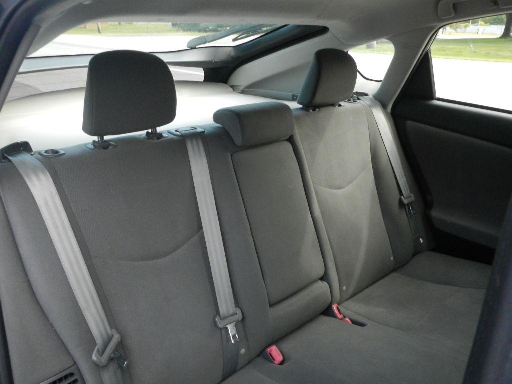 Toyota Prius Plug-In 2012