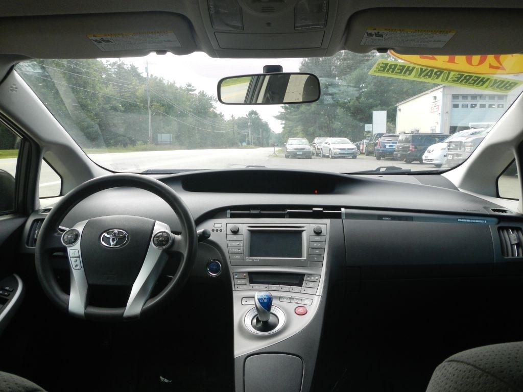 Toyota Prius Plug-In 2012