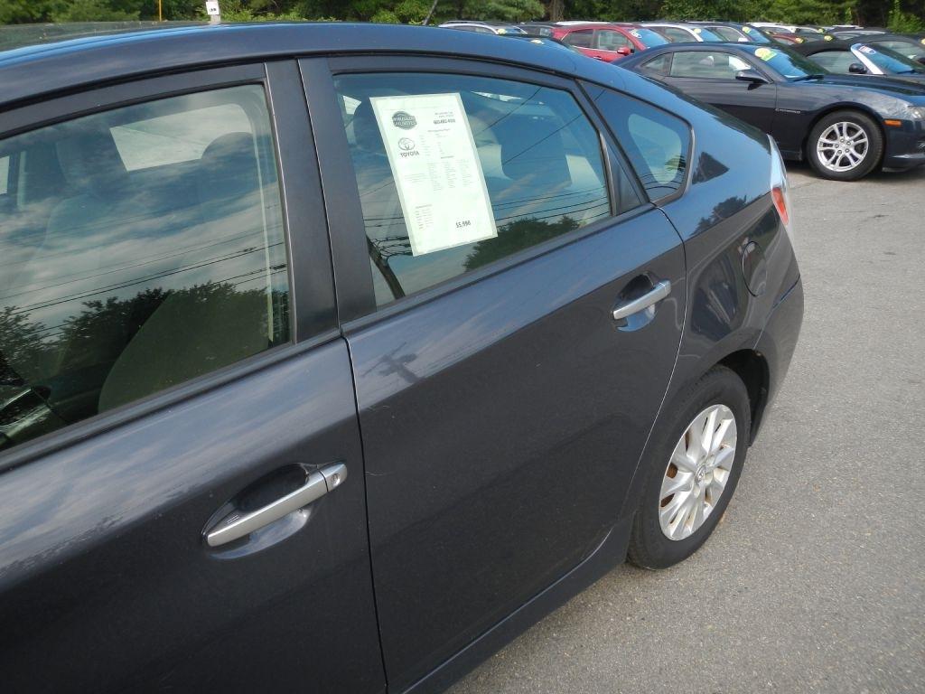 Toyota Prius Plug-In 2012