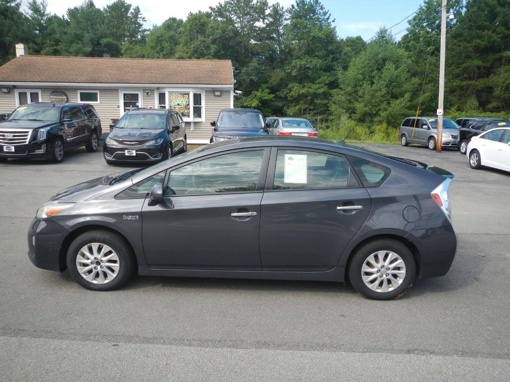 Toyota Prius Plug-In 2012