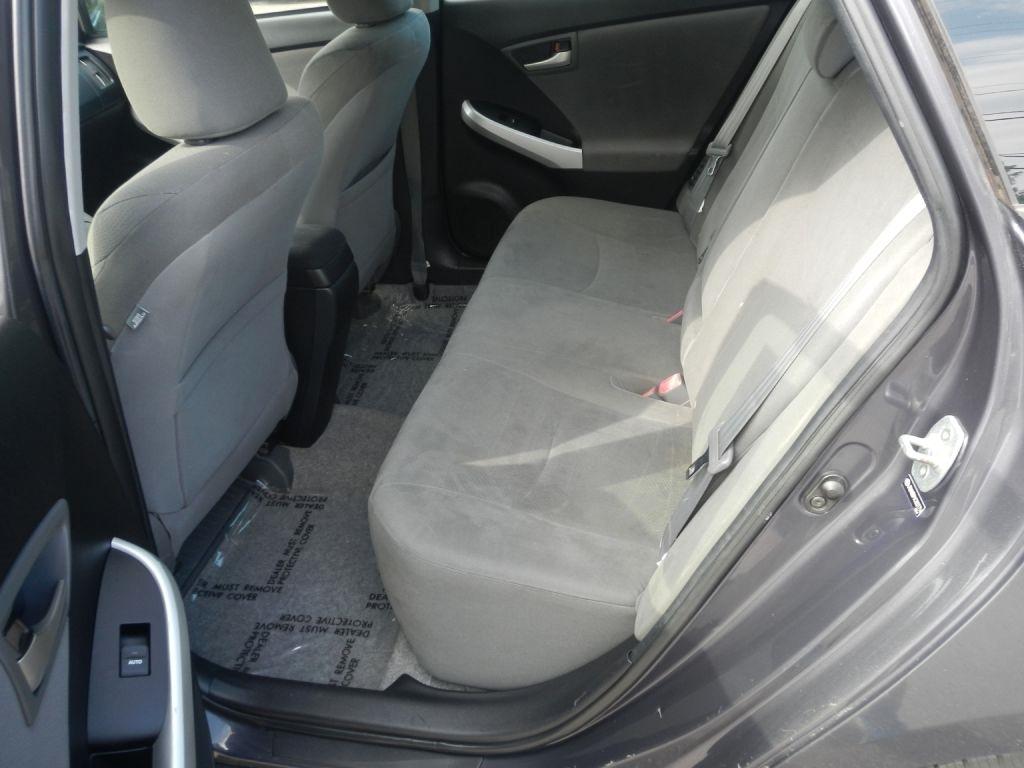 Toyota Prius Plug-In 2012