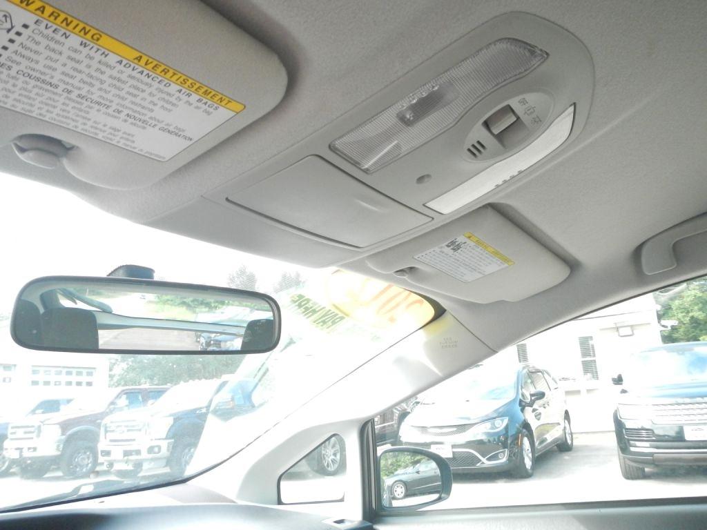 Toyota Prius Plug-In 2012