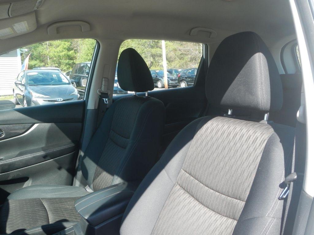 Nissan Rogue SV AWD 2017