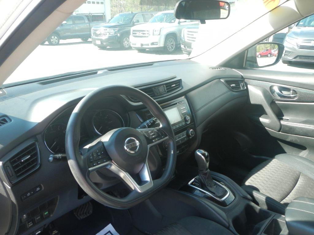 Nissan Rogue SV AWD 2017