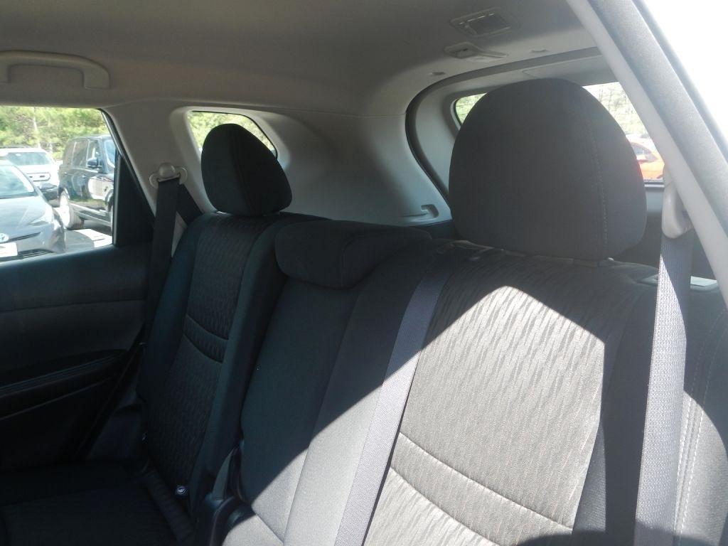 Nissan Rogue SV AWD 2017